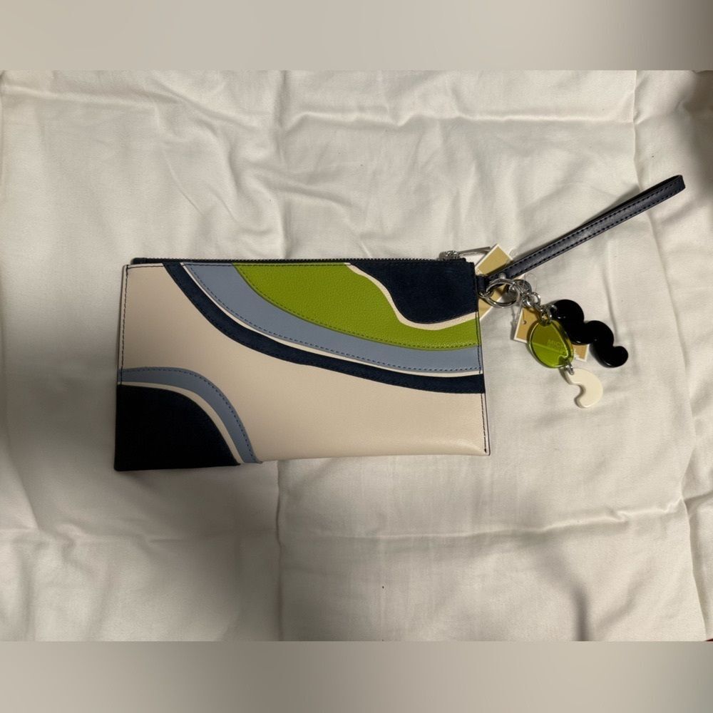 Michael by Michael Kors NWT Jet Set Navy Multi large wristlet and MK Charm. - Picture 5 of 9